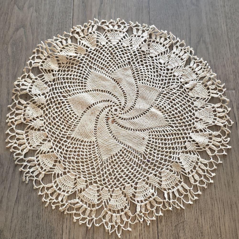 Vintage Crochet Doily 17" Round Ecru Spiral Star Centerpiece Handmade Lace Mat